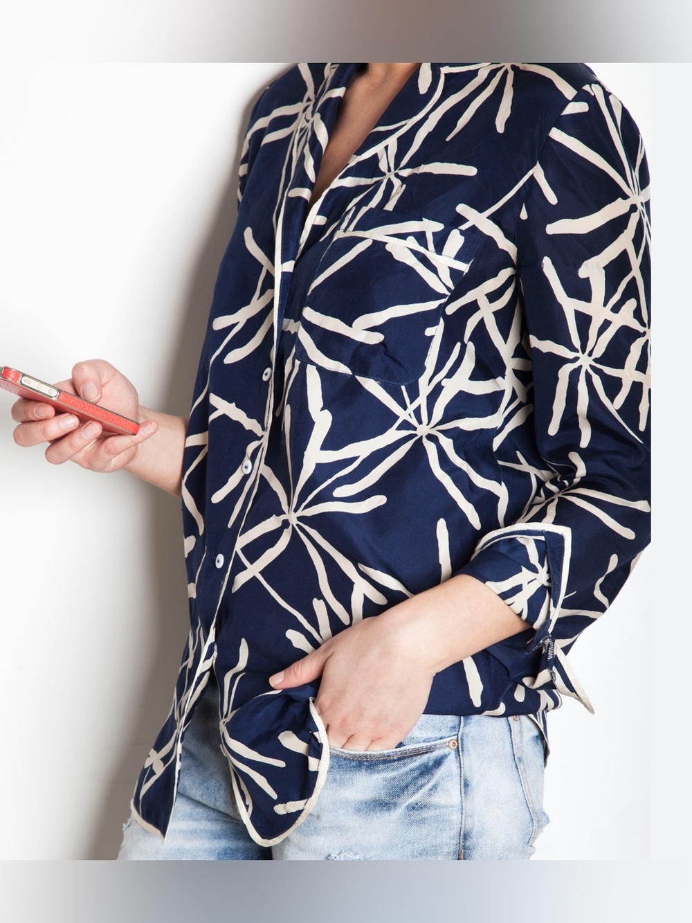 Anthropologie Navy and Cream Abstract-Print Button-Down Shirt